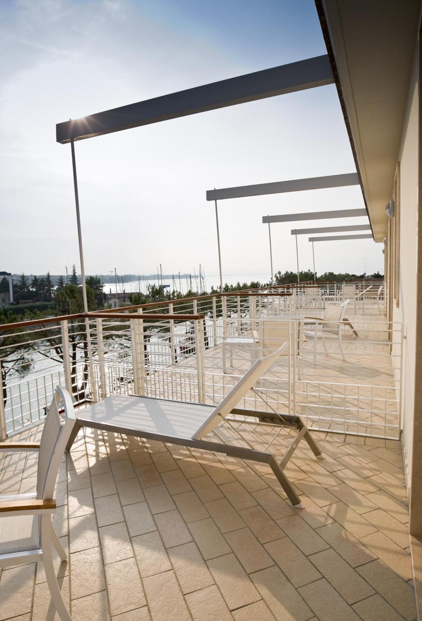 Hotel Acquadolce Peschiera del Garda Luaran gambar