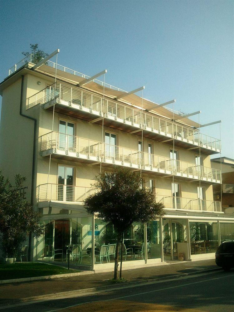Hotel Acquadolce Peschiera del Garda Luaran gambar