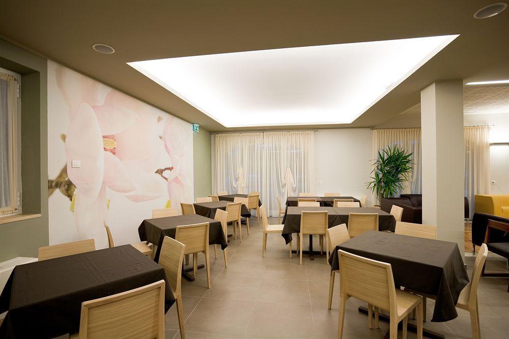 Hotel Acquadolce Peschiera del Garda Luaran gambar