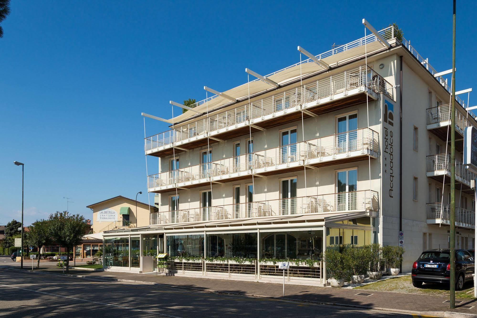 Hotel Acquadolce Peschiera del Garda Luaran gambar