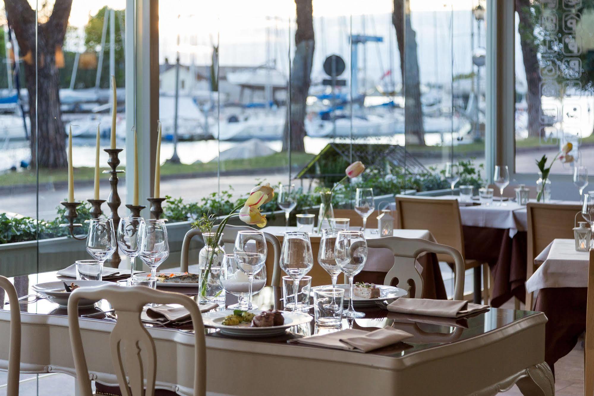 Hotel Acquadolce Peschiera del Garda Luaran gambar