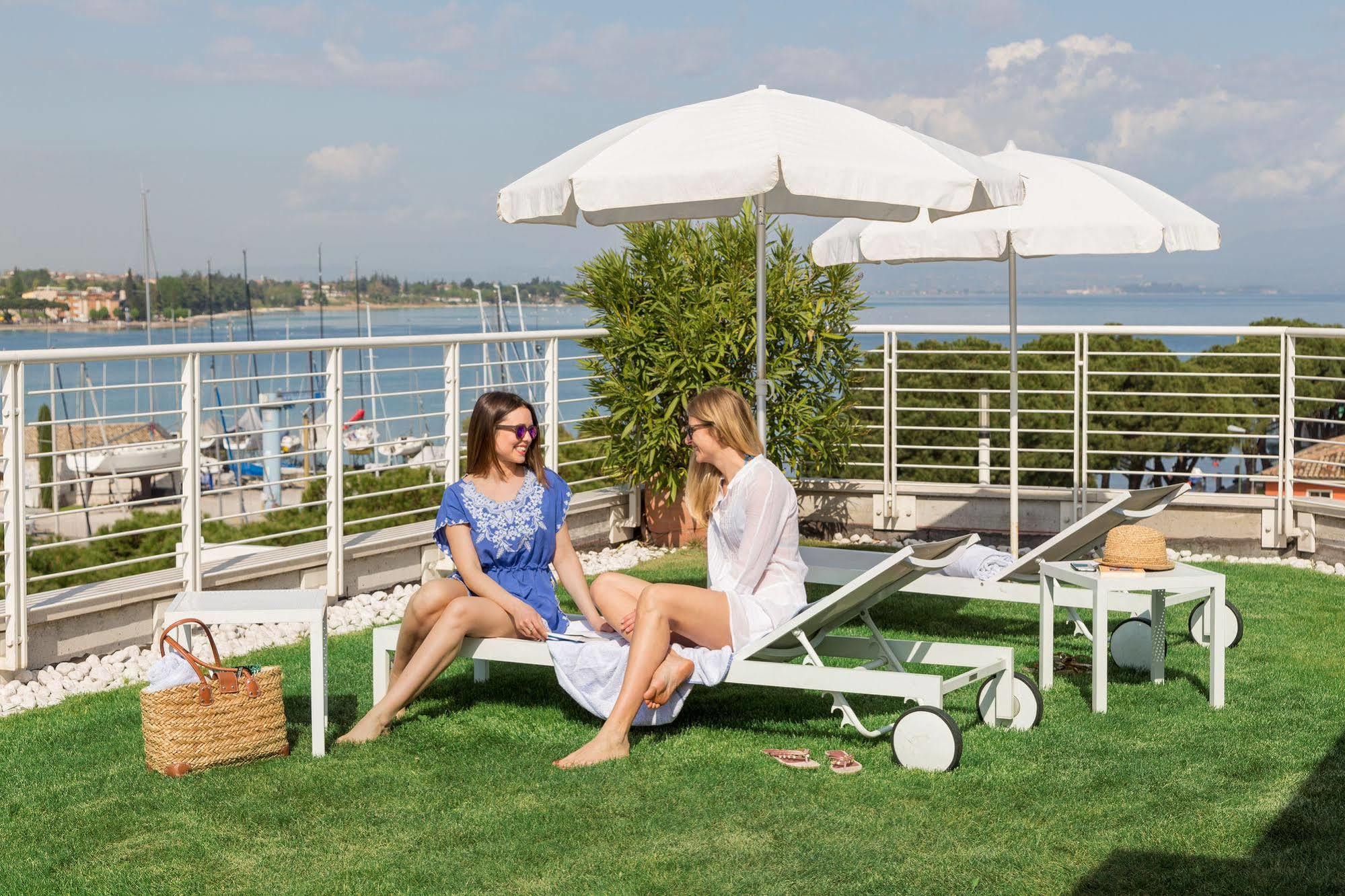 Hotel Acquadolce Peschiera del Garda Luaran gambar