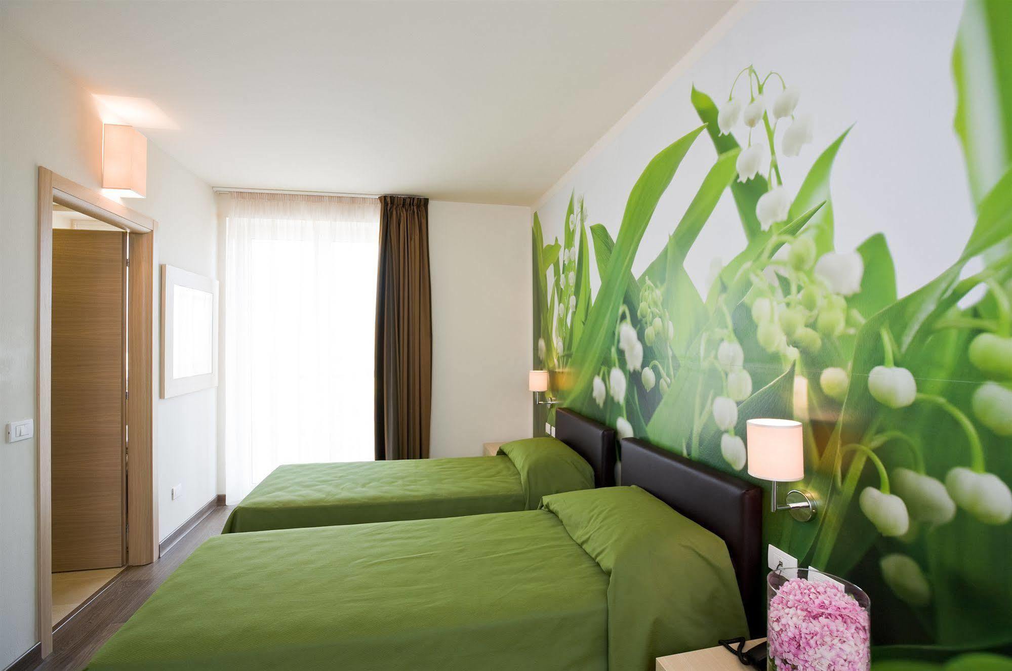 Hotel Acquadolce Peschiera del Garda Luaran gambar