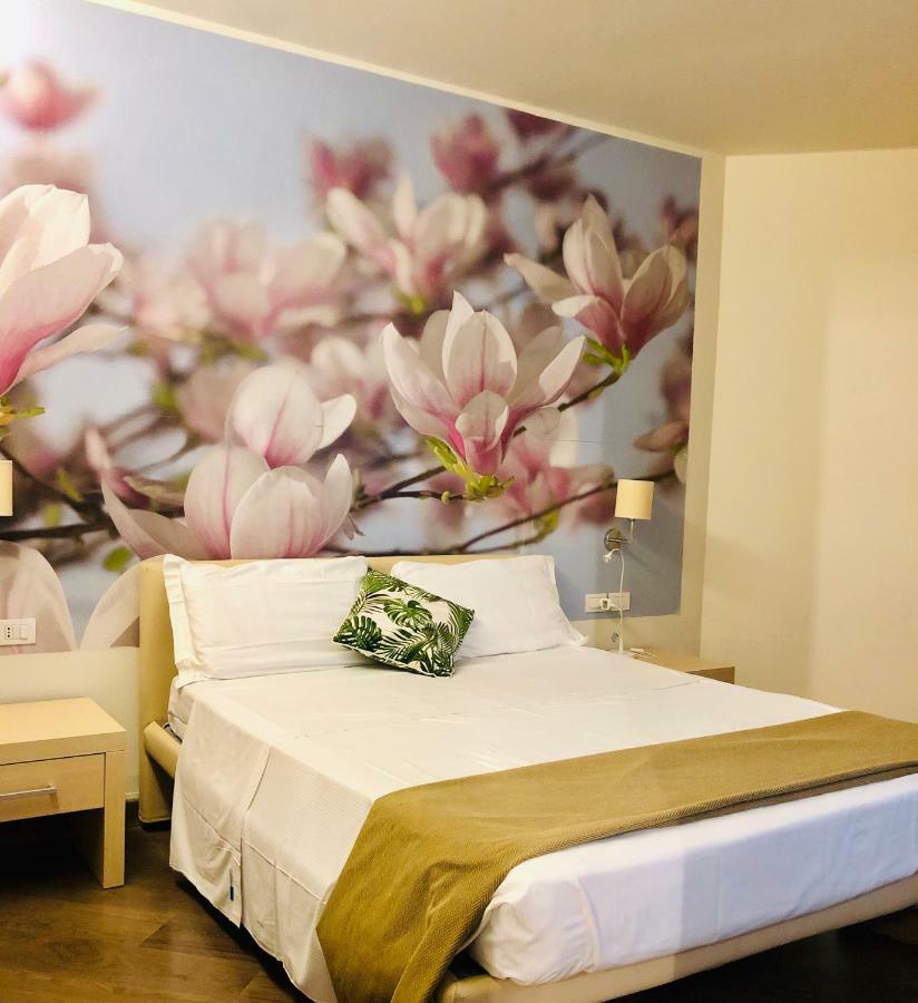 Hotel Acquadolce Peschiera del Garda Luaran gambar